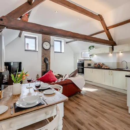 Holiday home The Roost *